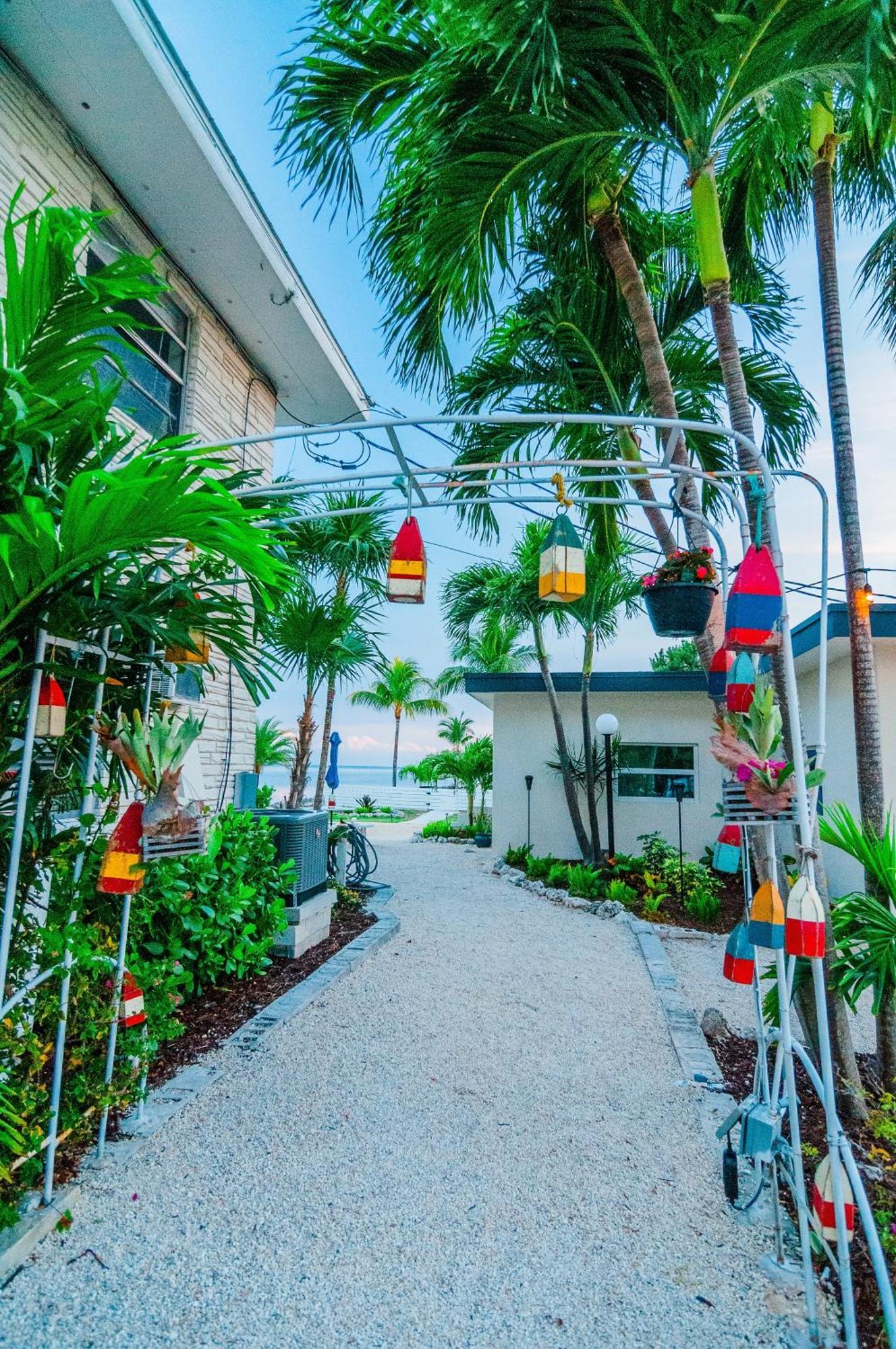 Seascape Resort & Marina Маратон Экстерьер фото